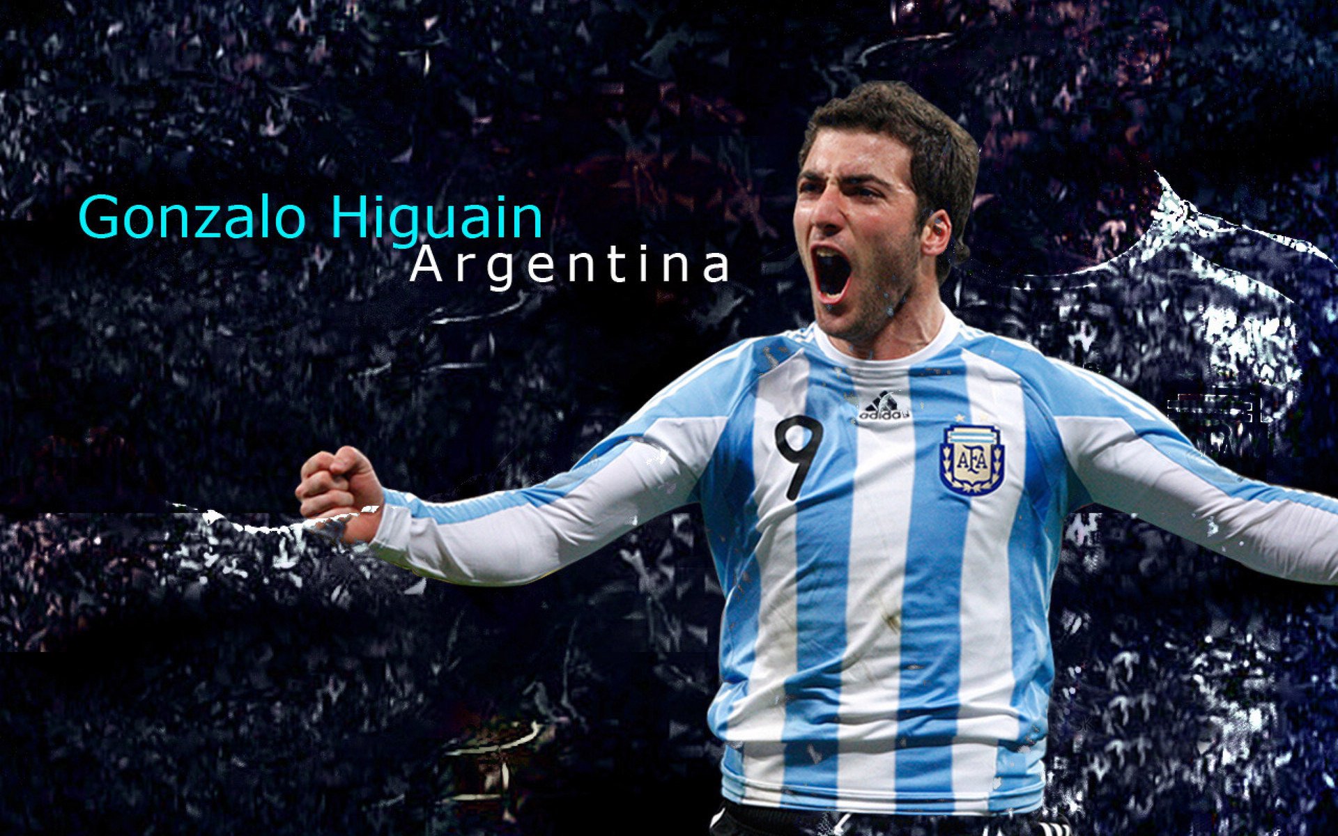 国足球员训练强度持续增加，中国足球队训练